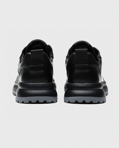 Oslo Stealth Runner